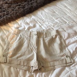 Cream, White stripe Loft shorts